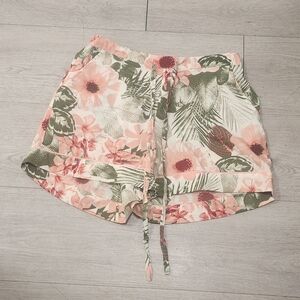 Cupcakes & Cashmere Pink and Green Floral High Waist Shorts Art2wear,Spring Vaca